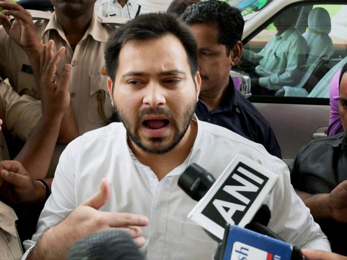 Nitish chat about 75 percent of the ministers in the Cabinet? - Stunning Yadava | मंत्रिमंडळातील 75 टक्के भ्रष्ट मंत्र्यांबाबत नितीश गप्प का? - तेजस्वी यादव